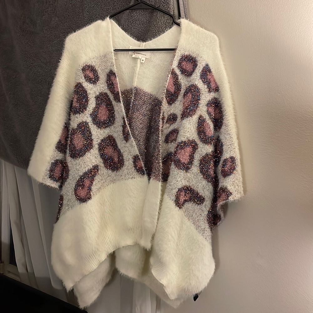 Anthropology Cheetah Shall - image 1